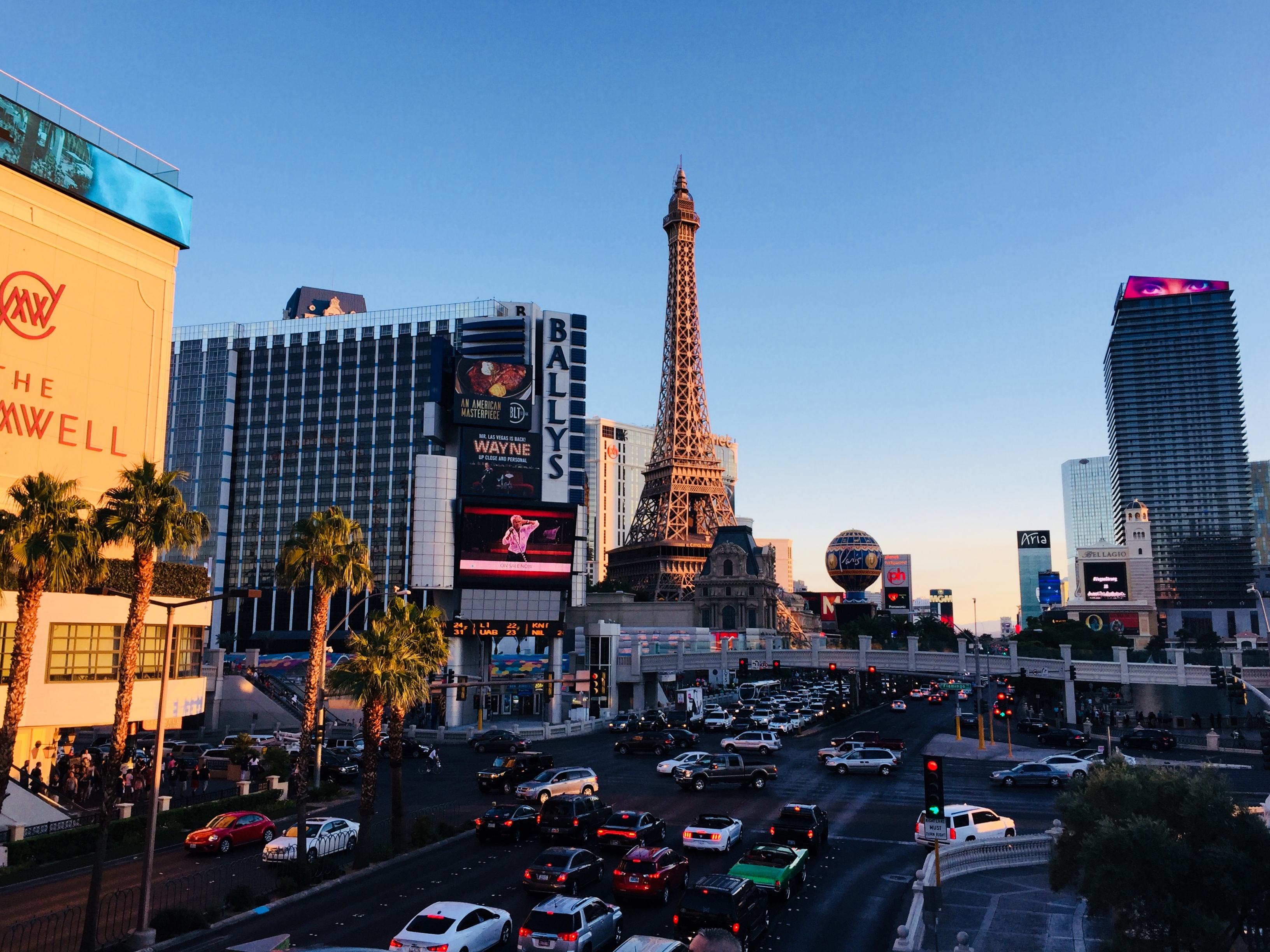 Book a window table at Giada @ the Cromwell for the best views of the Bellagio fountains.