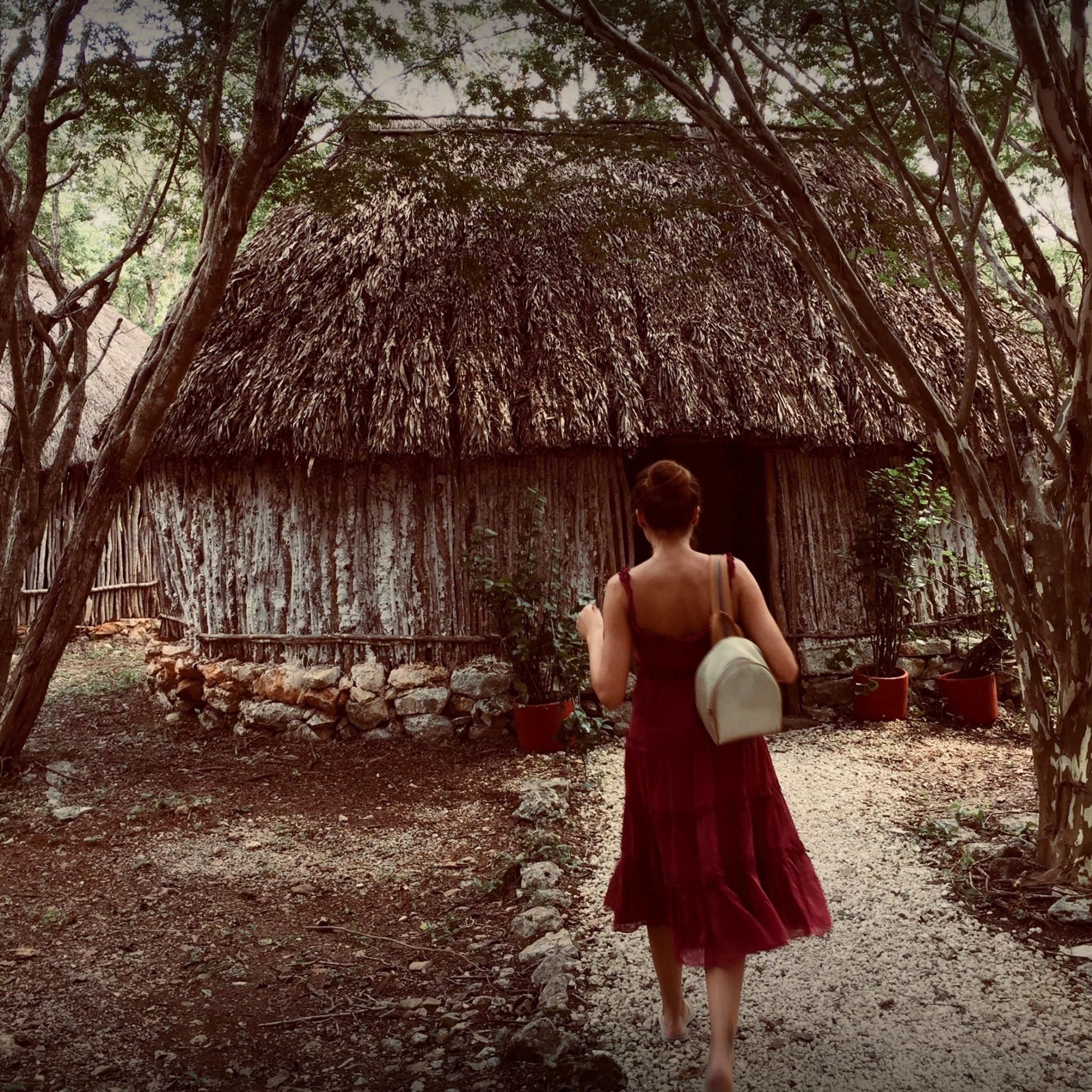 Step into the heart of Mayan culture and be transported by ancestral traditions.