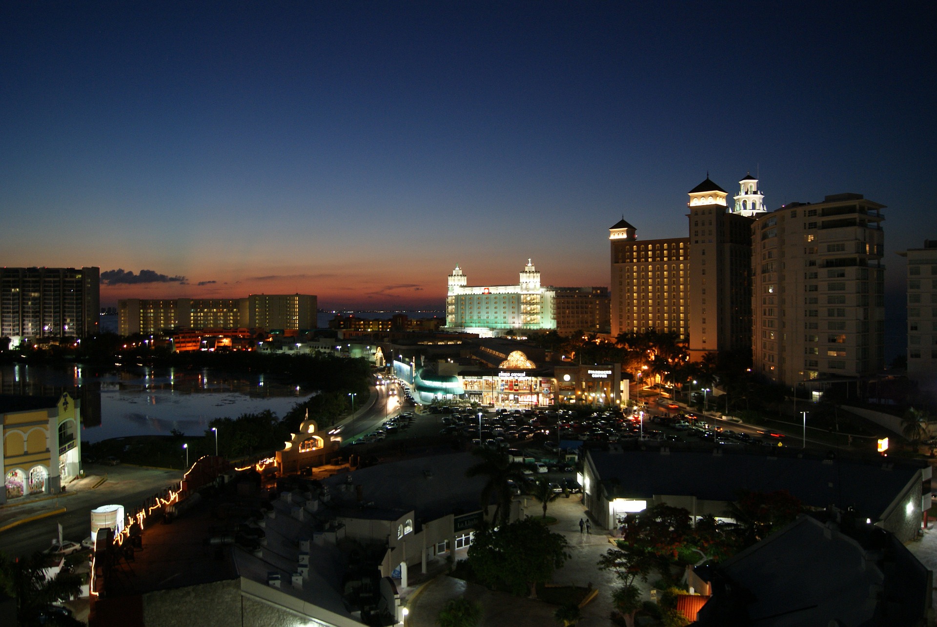 Cancún has grown to be a first world city with third world services just a few miles away.